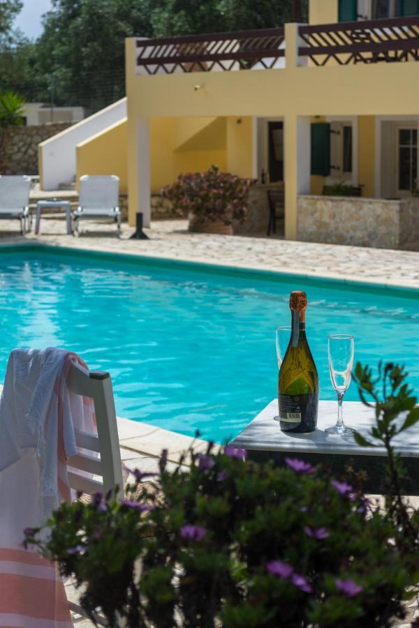 Villa Elaia Suites & Apartments No.3 Gaios Exterior photo